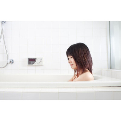 Japanisches Badezimmer – wenn Tradition auf smartes Bad trifft - Japanisches Badezimmer – wenn Tradition auf smartes Bad trifft